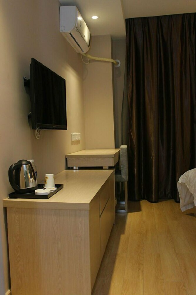 Super 8 Hotel Guangdong University Of Foreign Studies
