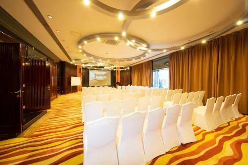 Grand International Hotel