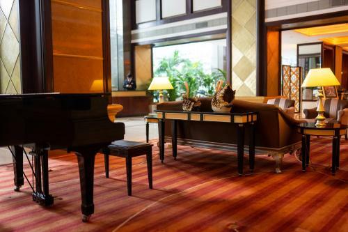 Grand International Hotel