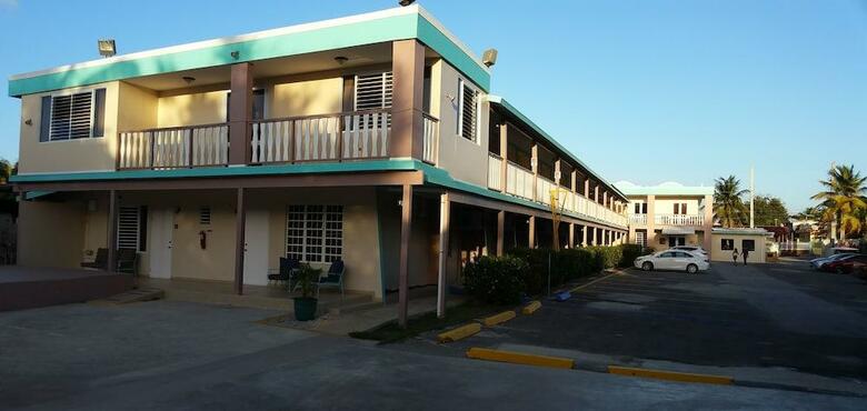 Hotel Parador Combate Beach