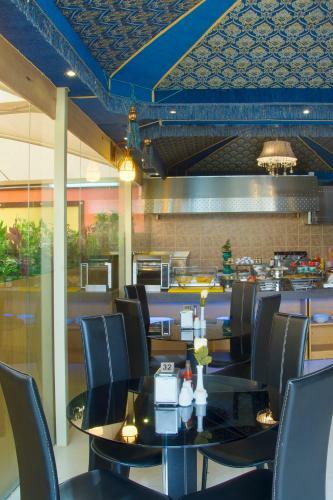 Al Farhan Hotel Suites (al Salam)