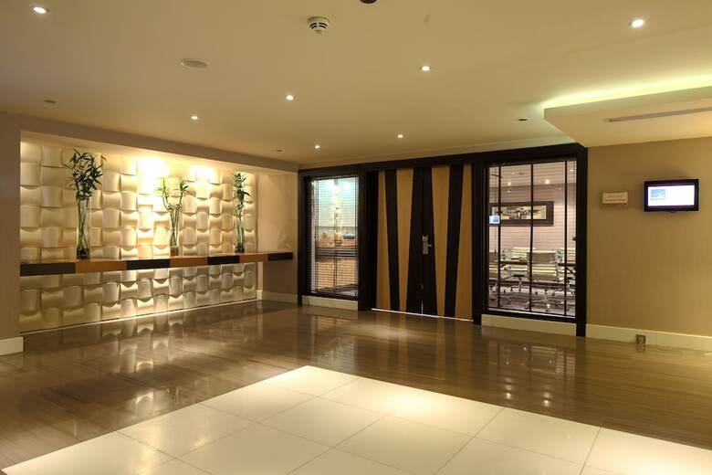 Hotel Suite Novotel Riyadh Olaya