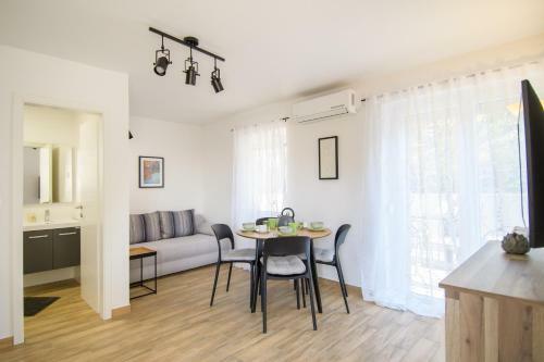 Hostal Apartments Darrer