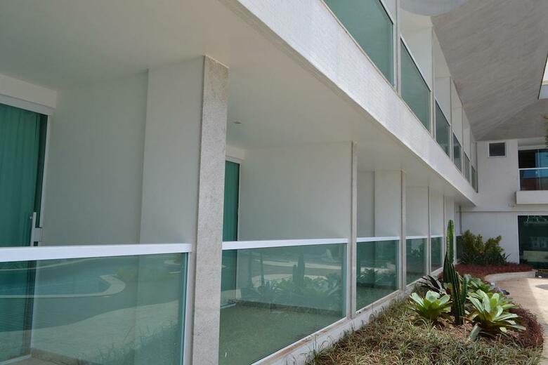 Paradiso Per� Praia Hotel