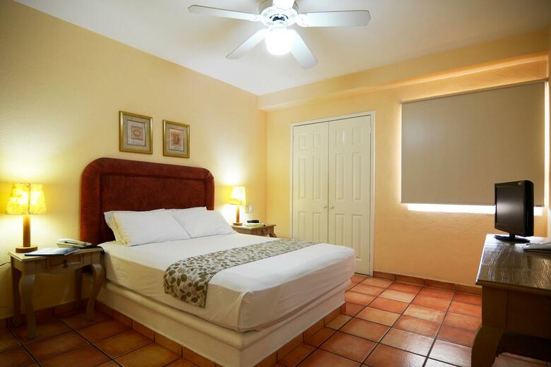 Hotel & Suites Las Palmas