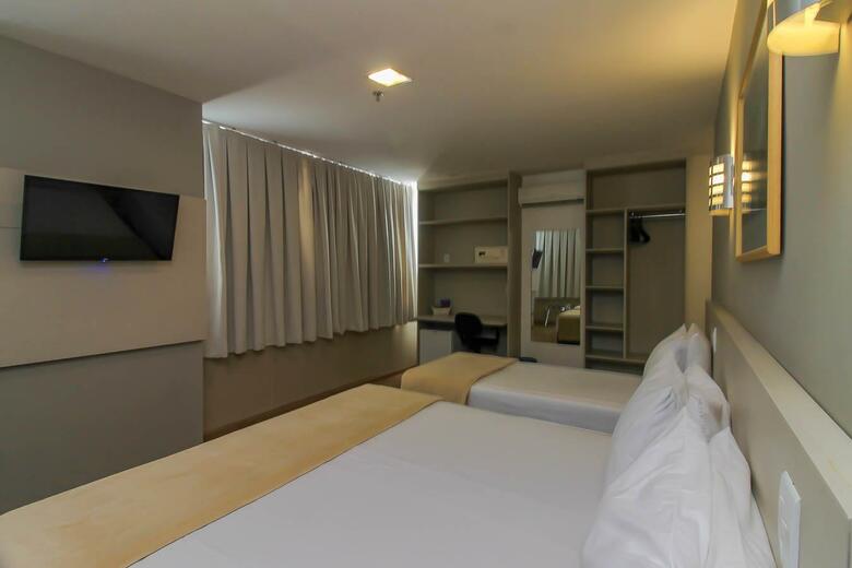 Coral Tower Trade Center Hotel