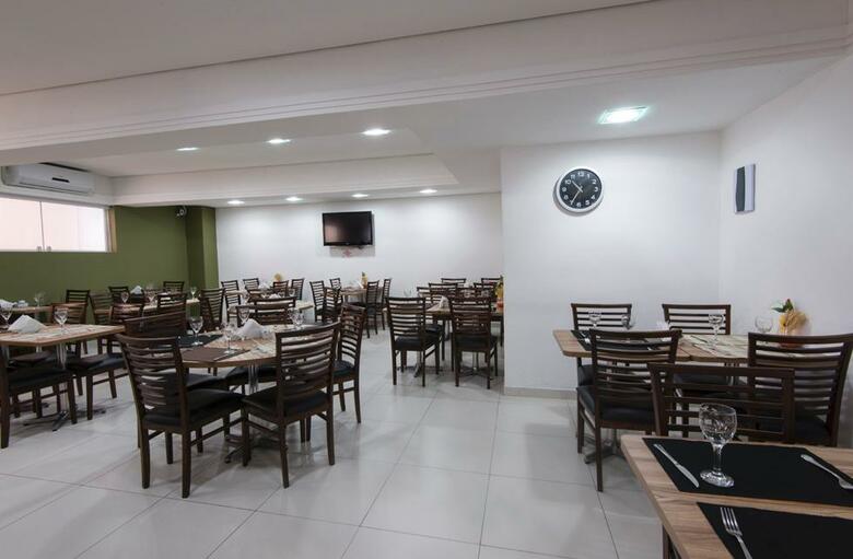 Monte Serrat Hotel