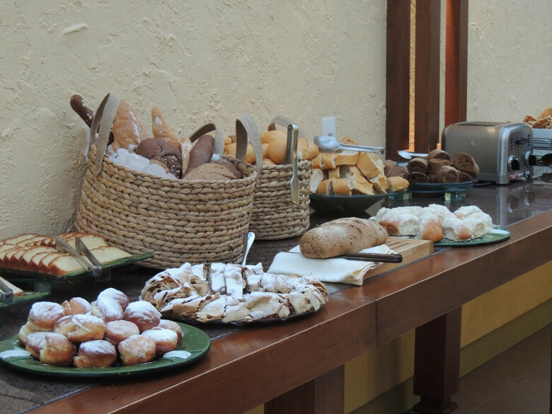 Serrazul Hotel Distributed By Intercity
