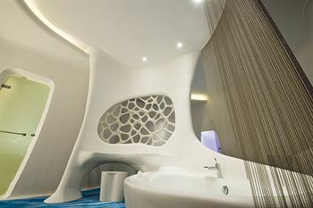 Otique Aqua Hotel