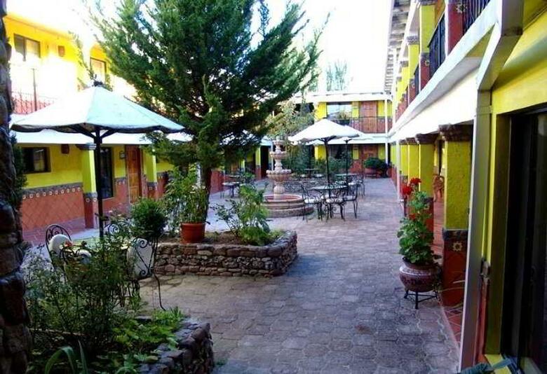 Plaza Mexicana Margarita's Hotel