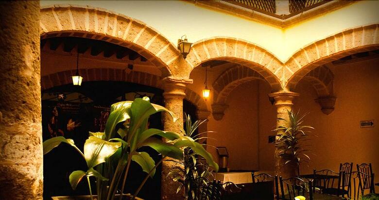 Hotel Colonial