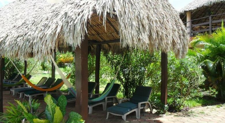 Hotel Cenotes Y Caba�as Suytun