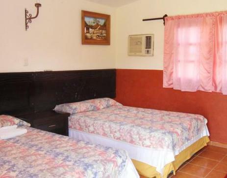 Hotel Cenotes Y Caba�as Suytun