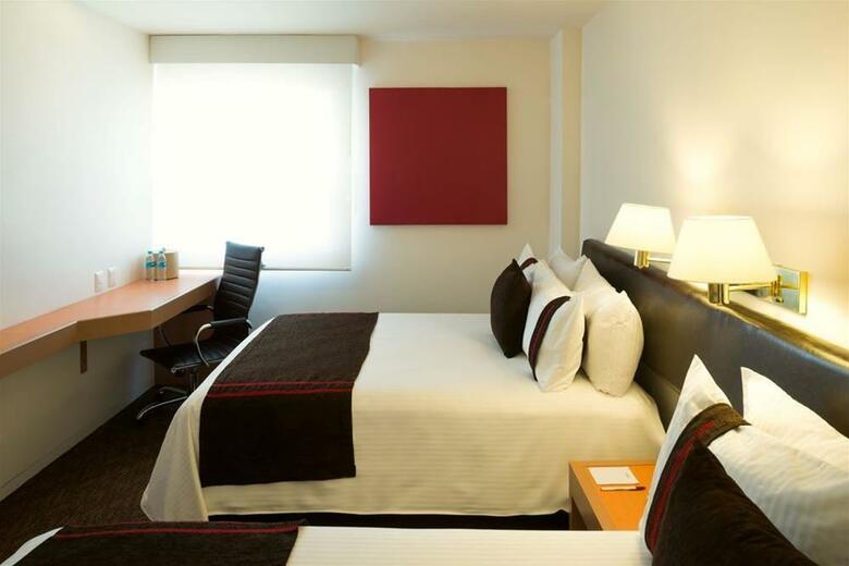 Hotel Misi�n Express Quer�taro