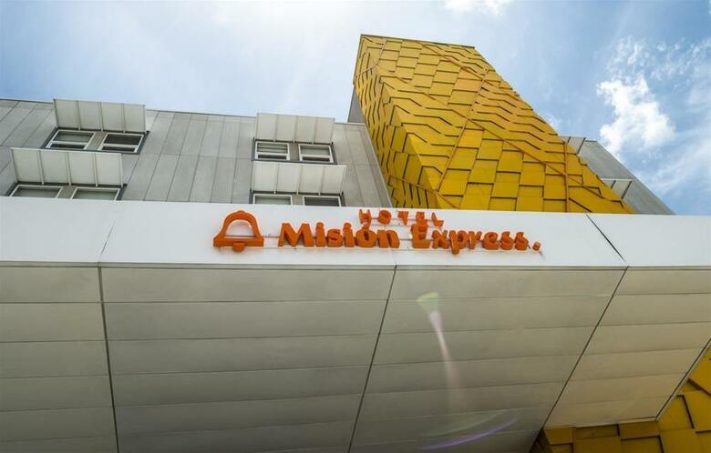 Hotel Misi�n Express Quer�taro