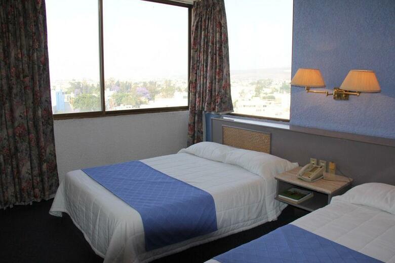 Hotel Parador Del R�o