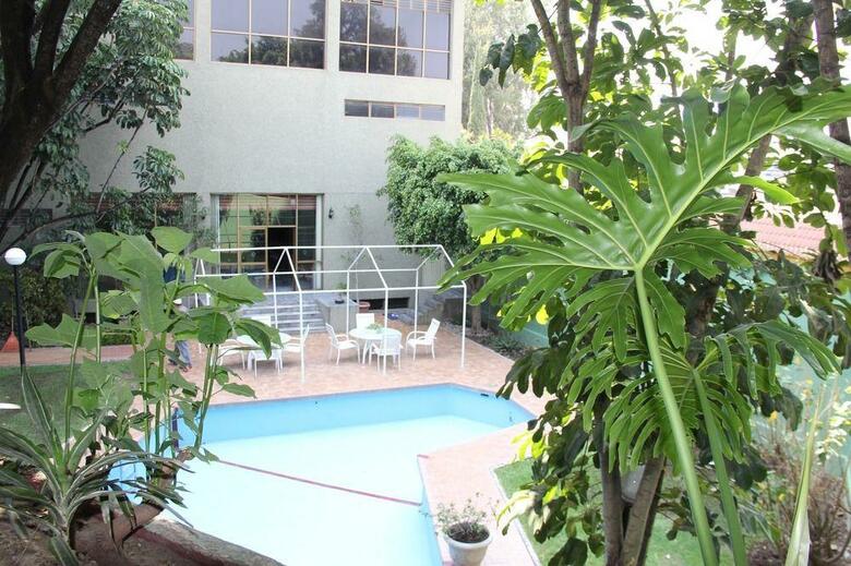 Hotel Parador Del R�o