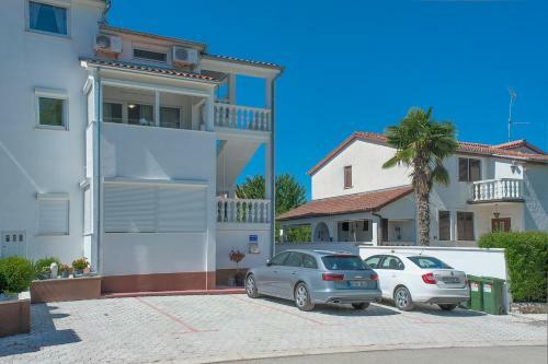 Apartments Somi