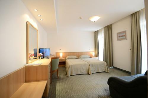 Hotel Flores