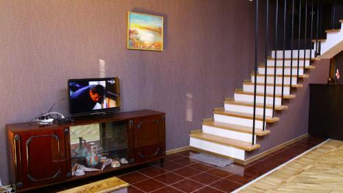 Es Hotel