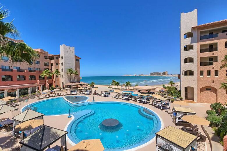 Pe�asco Del Sol Hotel