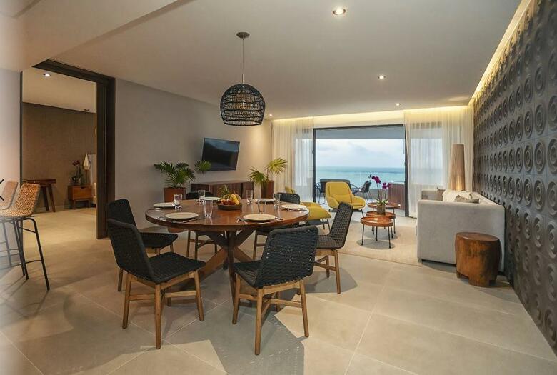 Hotel The Fives Oceanfront