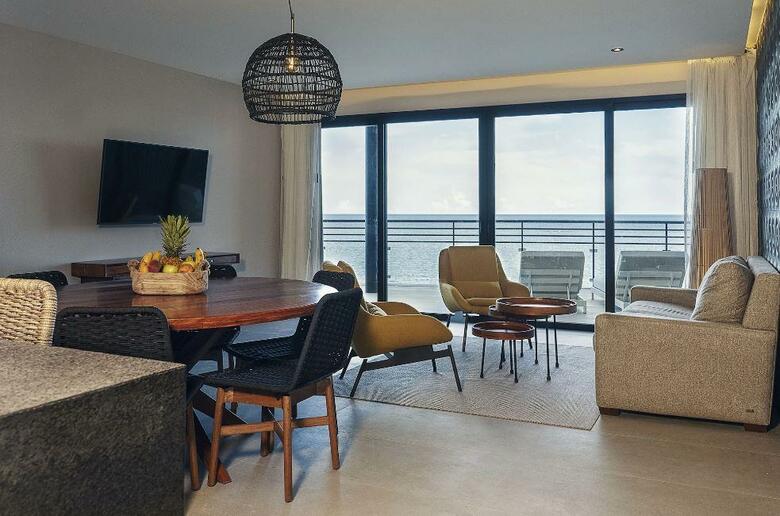 Hotel The Fives Oceanfront