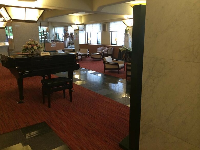 The Palace Side Hotel