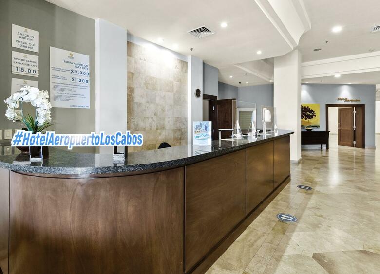 Hotel Aeropuerto Los Cabos