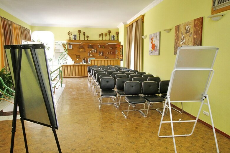 Irmeni Hotel