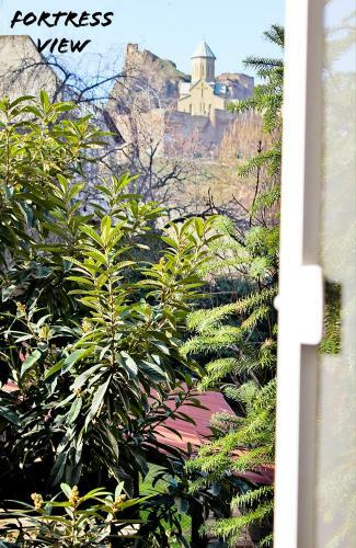 Hostal Red Fox Guest House