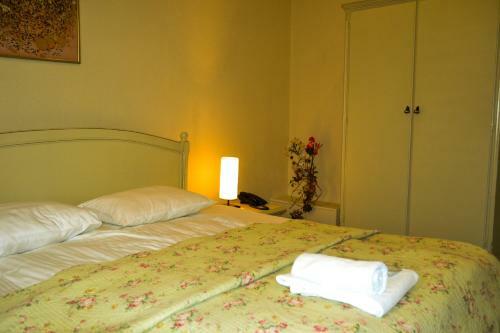 Demi Hotel