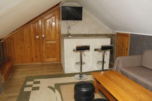 Hostal Guest House Gamardjoba
