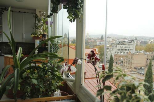 Hostal Guest House Gamardjoba