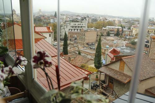 Hostal Guest House Gamardjoba