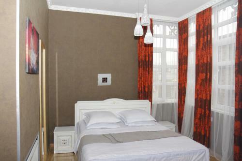 Hostal Guest House Gamardjoba