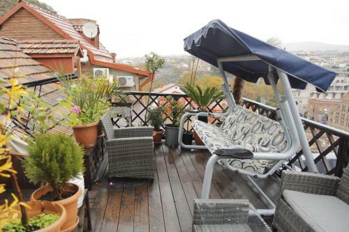 Hostal Guest House Gamardjoba