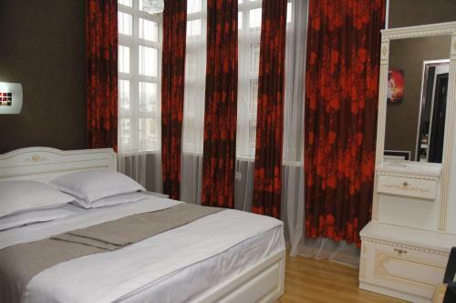 Hostal Guest House Gamardjoba