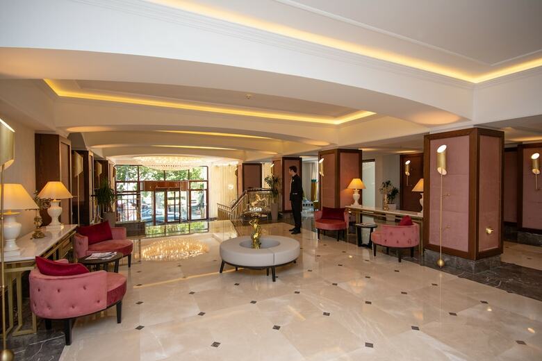 Hotel Tiflis Palace