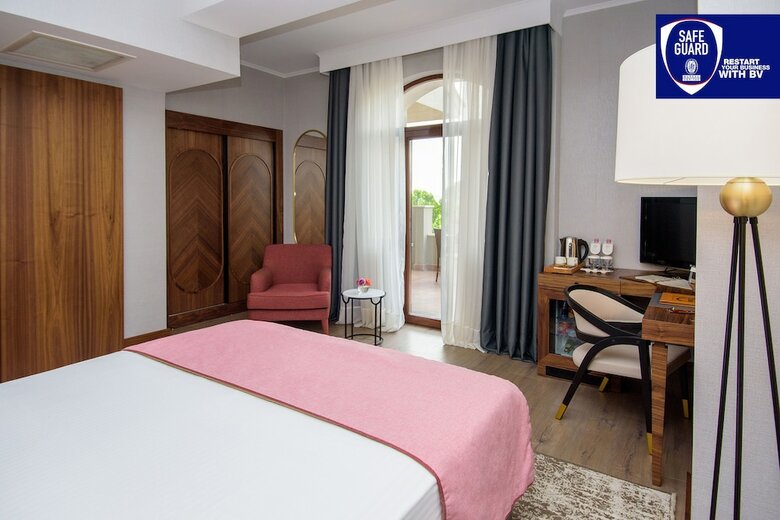 Hotel Tiflis Palace