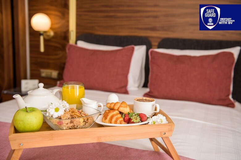 Hotel Tiflis Palace