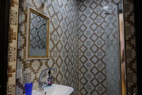Hostal Mia Guesthouse Tbilisi
