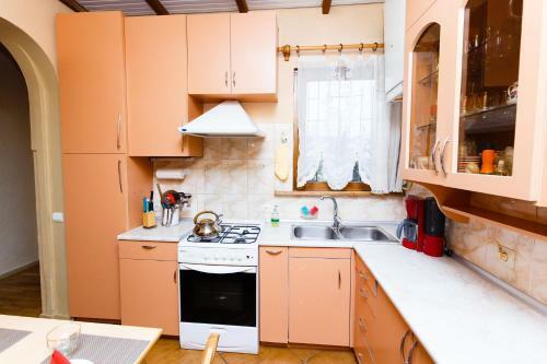 Gl Hostel