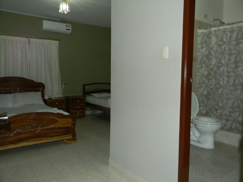 Hotel Rio Guayas