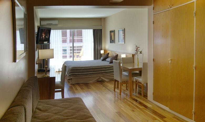 Le Batiment