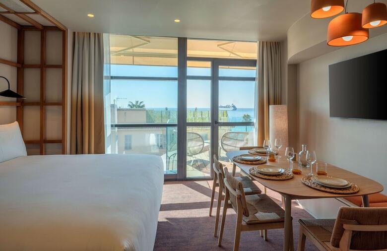 Le Radisson Blu 1835 Hotel & Thalasso