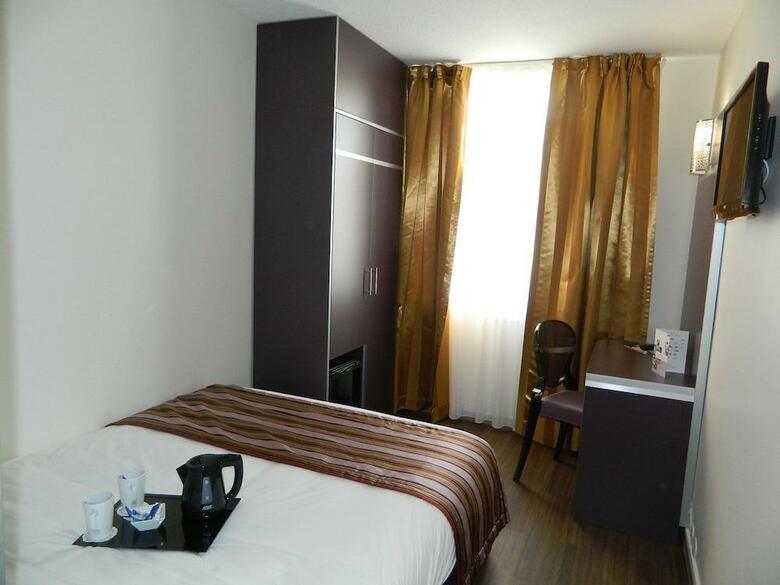 Hotel Arles Plaza