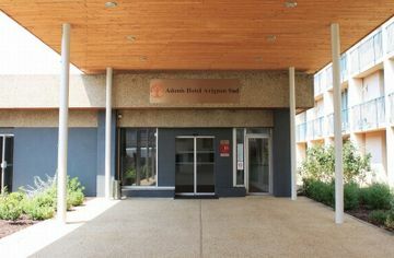 Hotel Adonis H�tel Avignon Sud