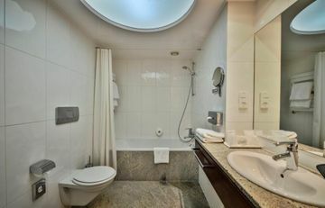 Hotel Maison Rouge