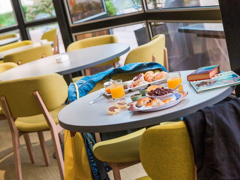 Hotel Novotel Tours Sud